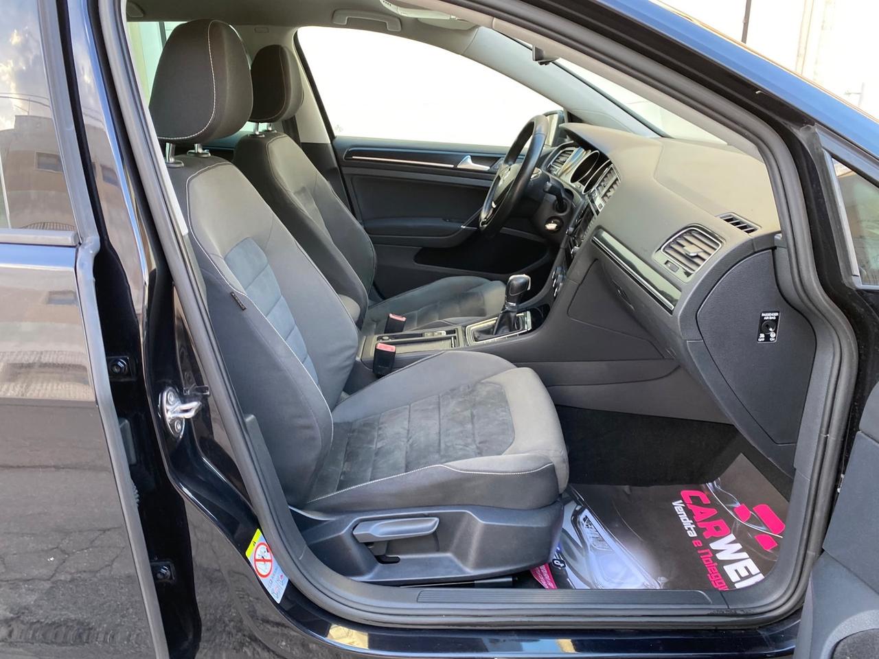 VOLKSWAGEN GOLF 7 COMFORTLINE 1.6 TDI DSG 2013