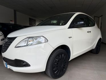 Lancia Ypsilon 0.9 TwinAir 85 CV 5 porte S&S DFN Gold