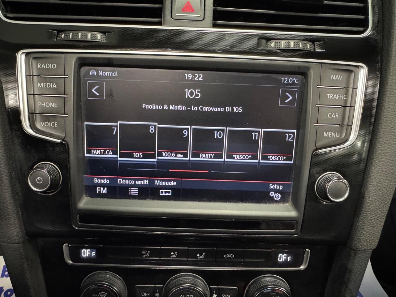 Volkswagen Golf GTI 2.0 TSI DSG TETTO