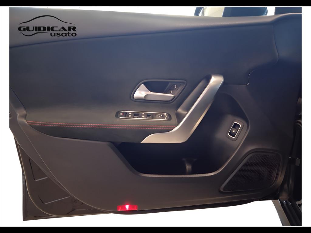 Mercedes-Benz Classe A - W177 2018 - A 250 e phev (eq-power) Premium auto