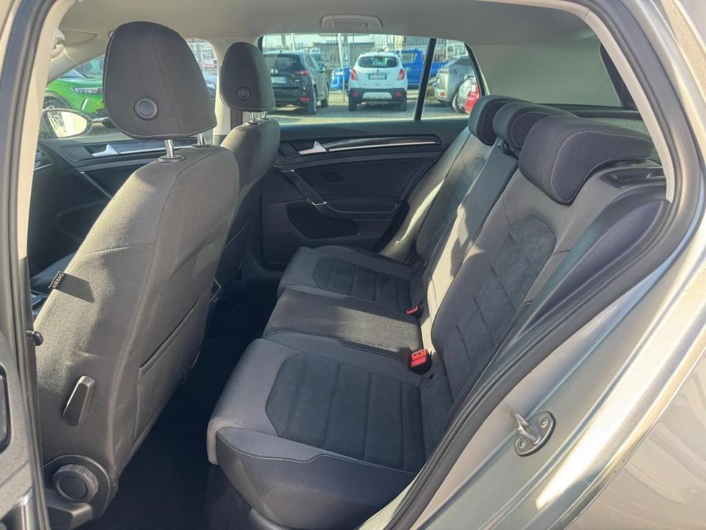 VOLKSWAGEN Golf VII 2017 5p - Golf 5p 1.5 tgi Executive 130cv dsg