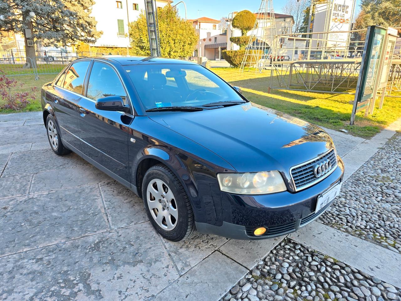 Audi A4 2.0 20V Benzina 130cv BERLINA GPL