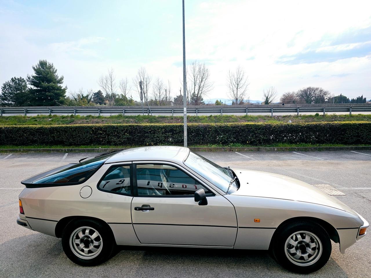 Porsche 924 2.0 Asi restauro Totale