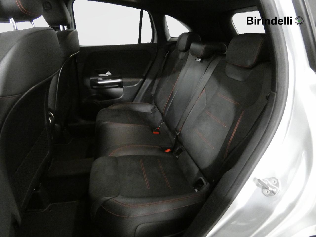 Mercedes-Benz GLA (H247) - GLA 200 d Automatic Premium