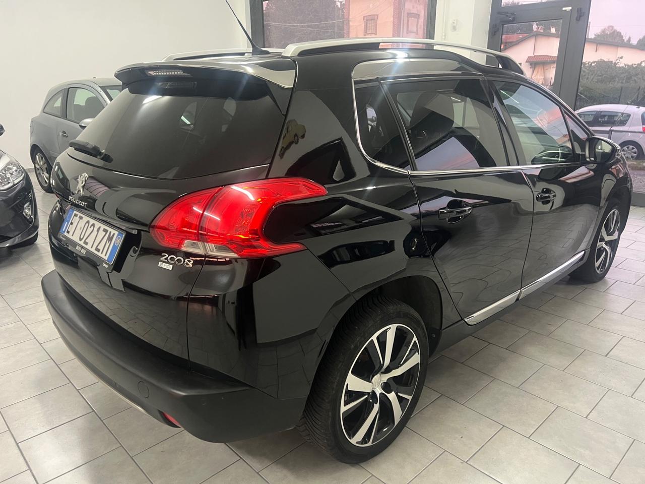 Peugeot 2008 1.6 e-HDi 92 CV Stop&Start Allure