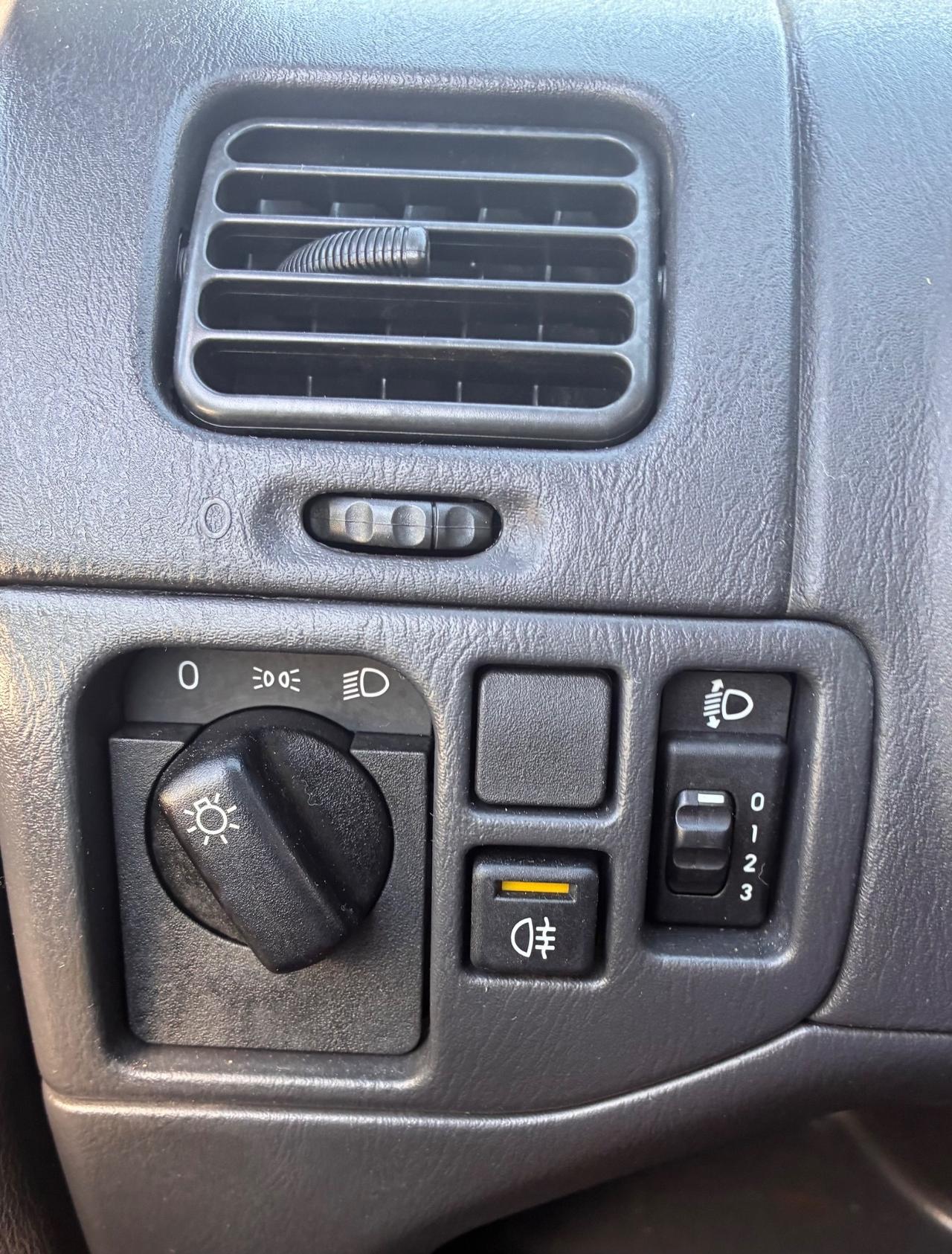 Opel Agila 1.0 benz. - 5 porte - UNICOP. SOLI 67.000 KM!!!