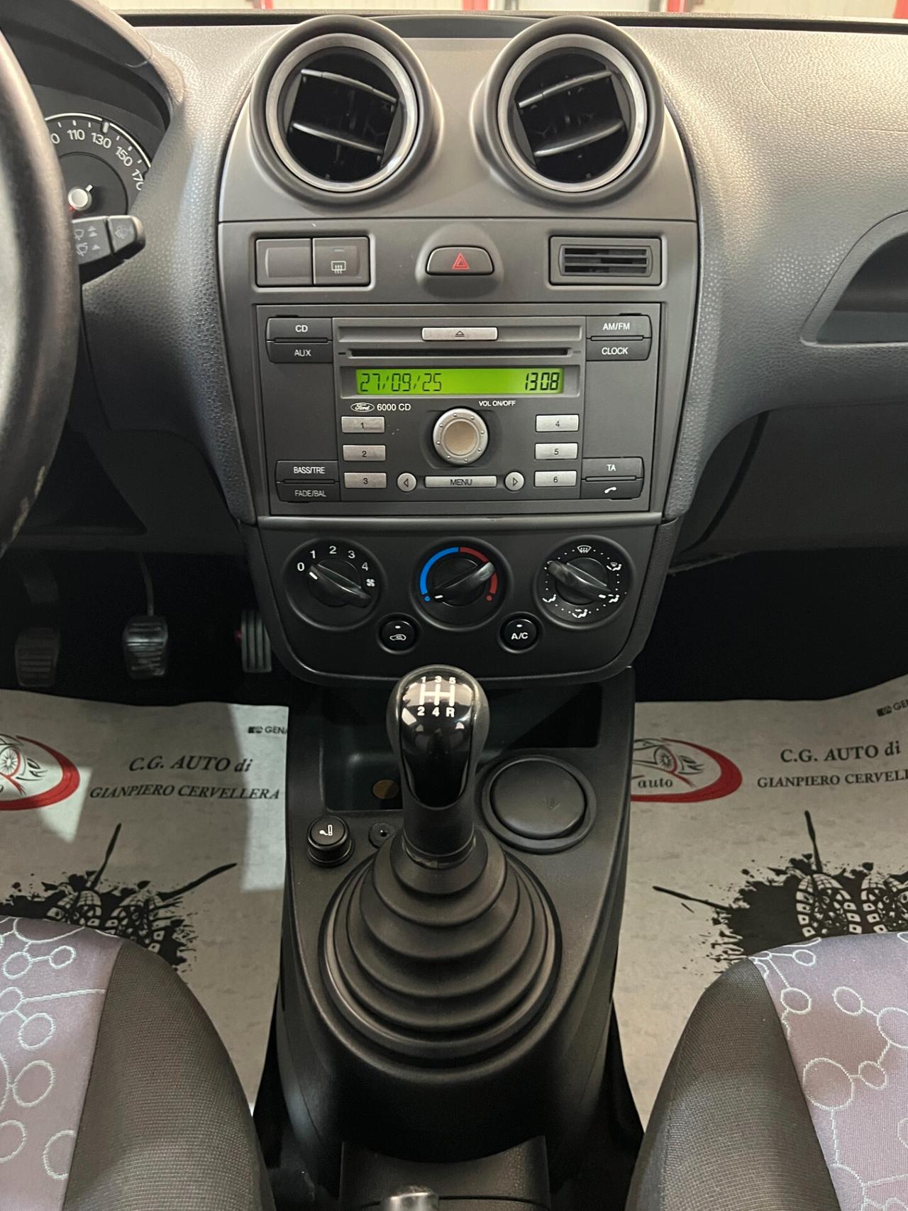 Ford Fiesta 1.4 68 CV - Ghia - 2008