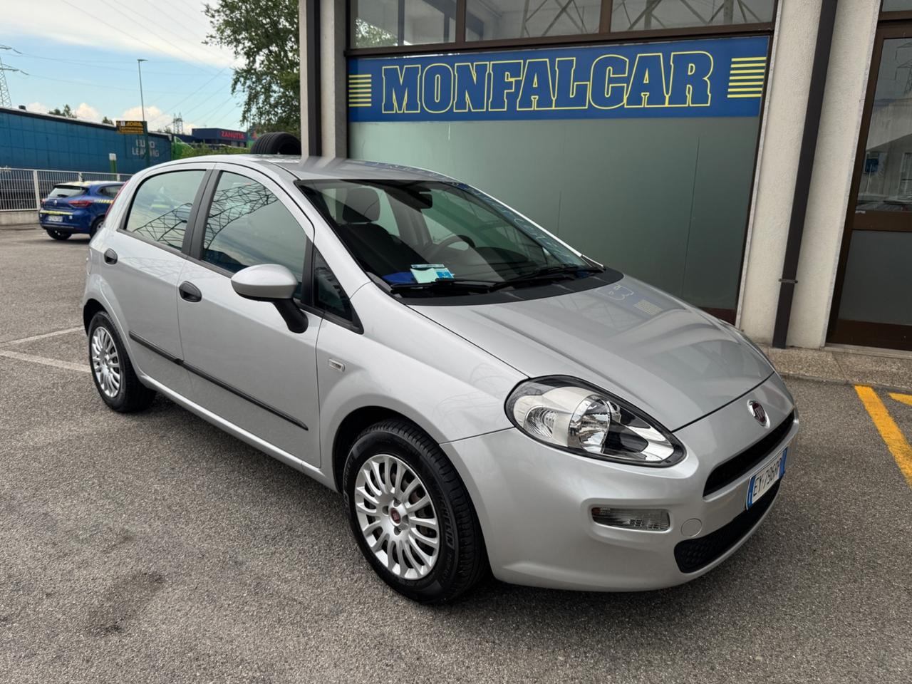 Fiat Punto 1.3 MJT 75 CV 5 porte Street