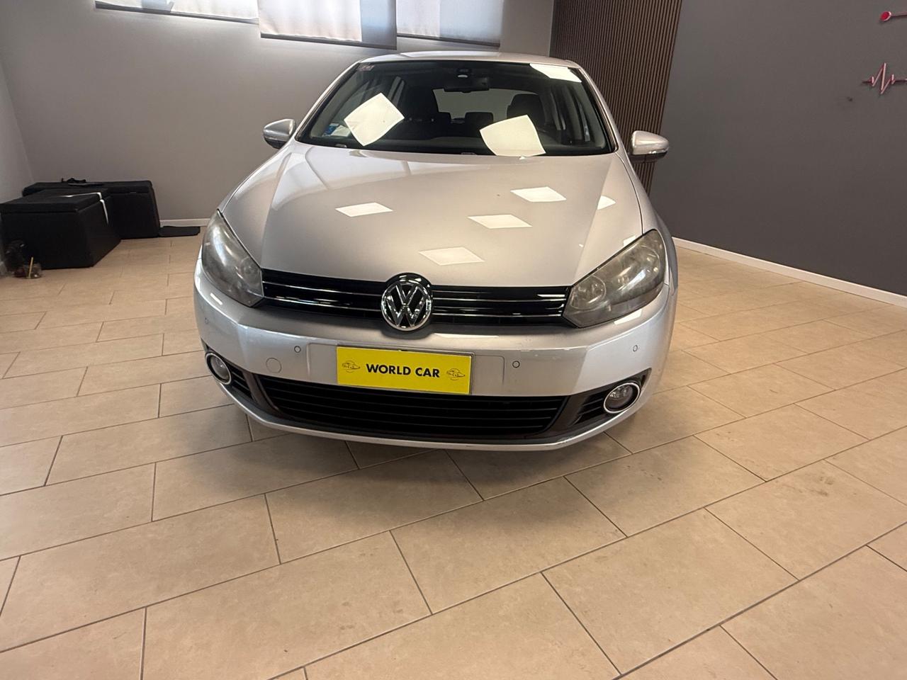 Volkswagen Golf 1.6 TDI DPF 5p. Highline