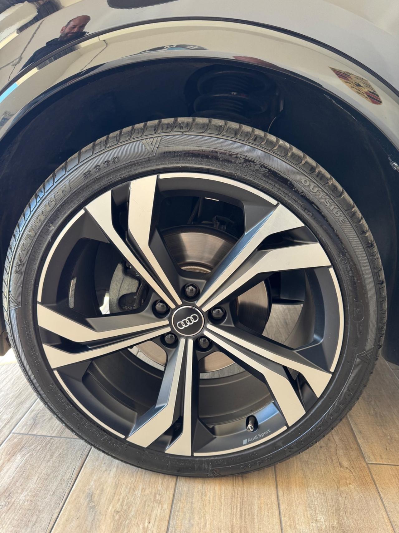 Audi Q3 35 TDI S tronic line edition