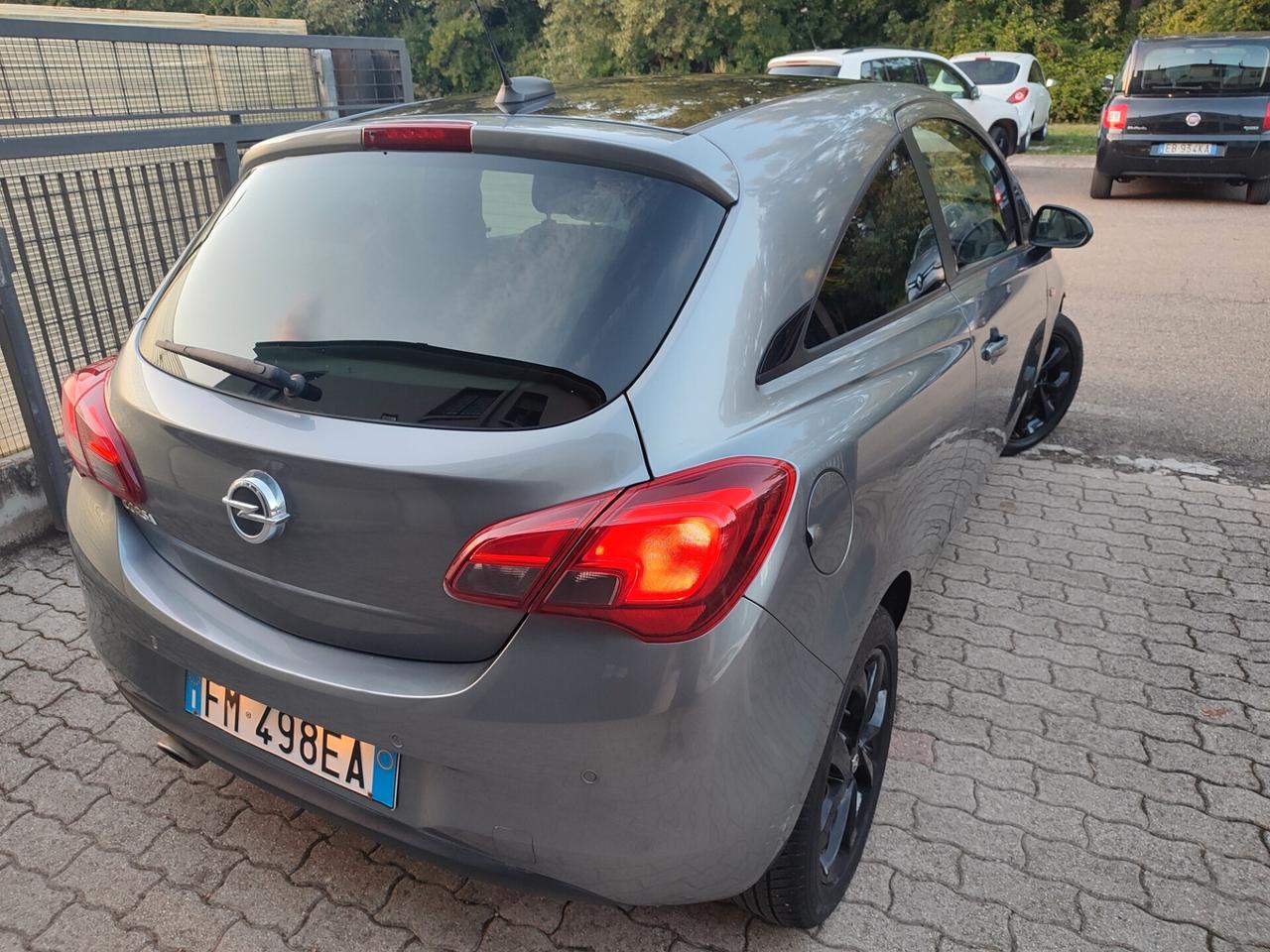 OPEL CORSA DEL 2018 A GPL DI CASA EURO6B MOLTO BELLA