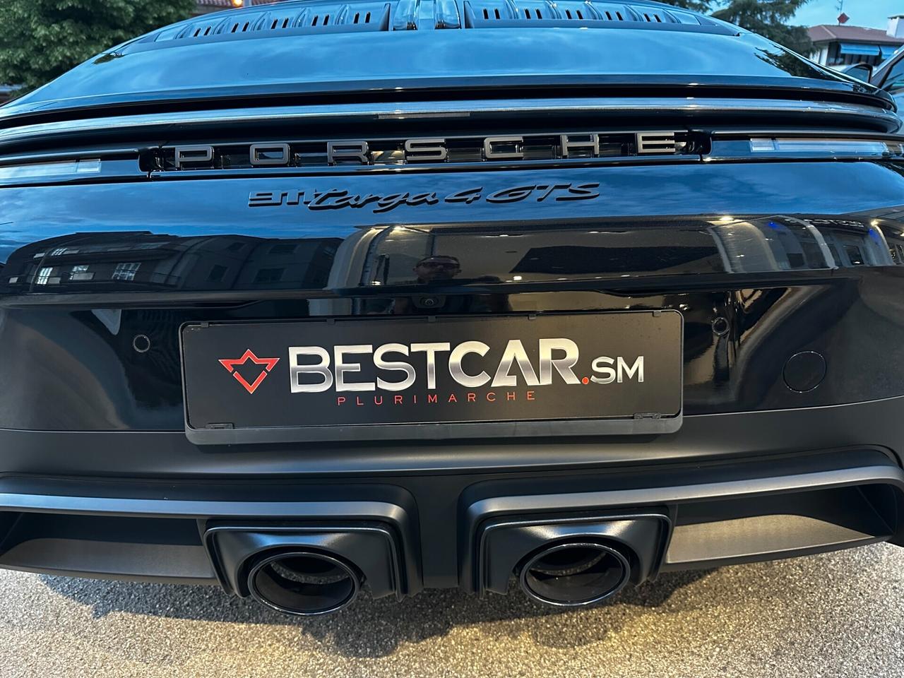 Porsche 911 992.2 Targa 4 GTS T-hybrid