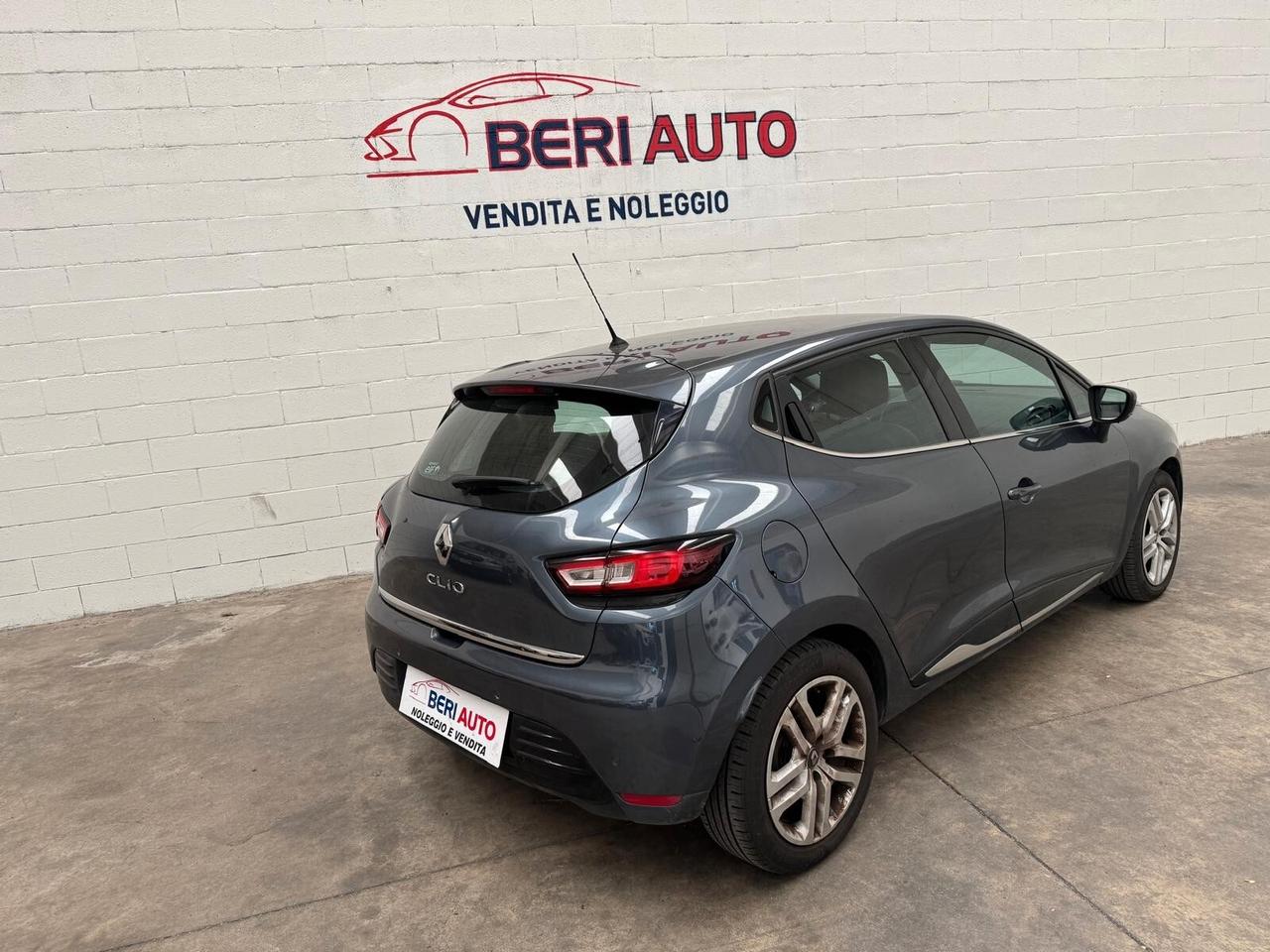 Renault Clio adatta neopatentati