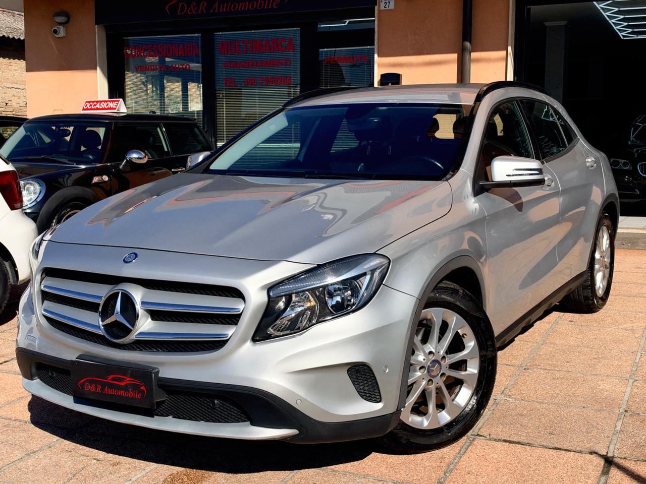 Mercedes-benz GLA 200 d Premium