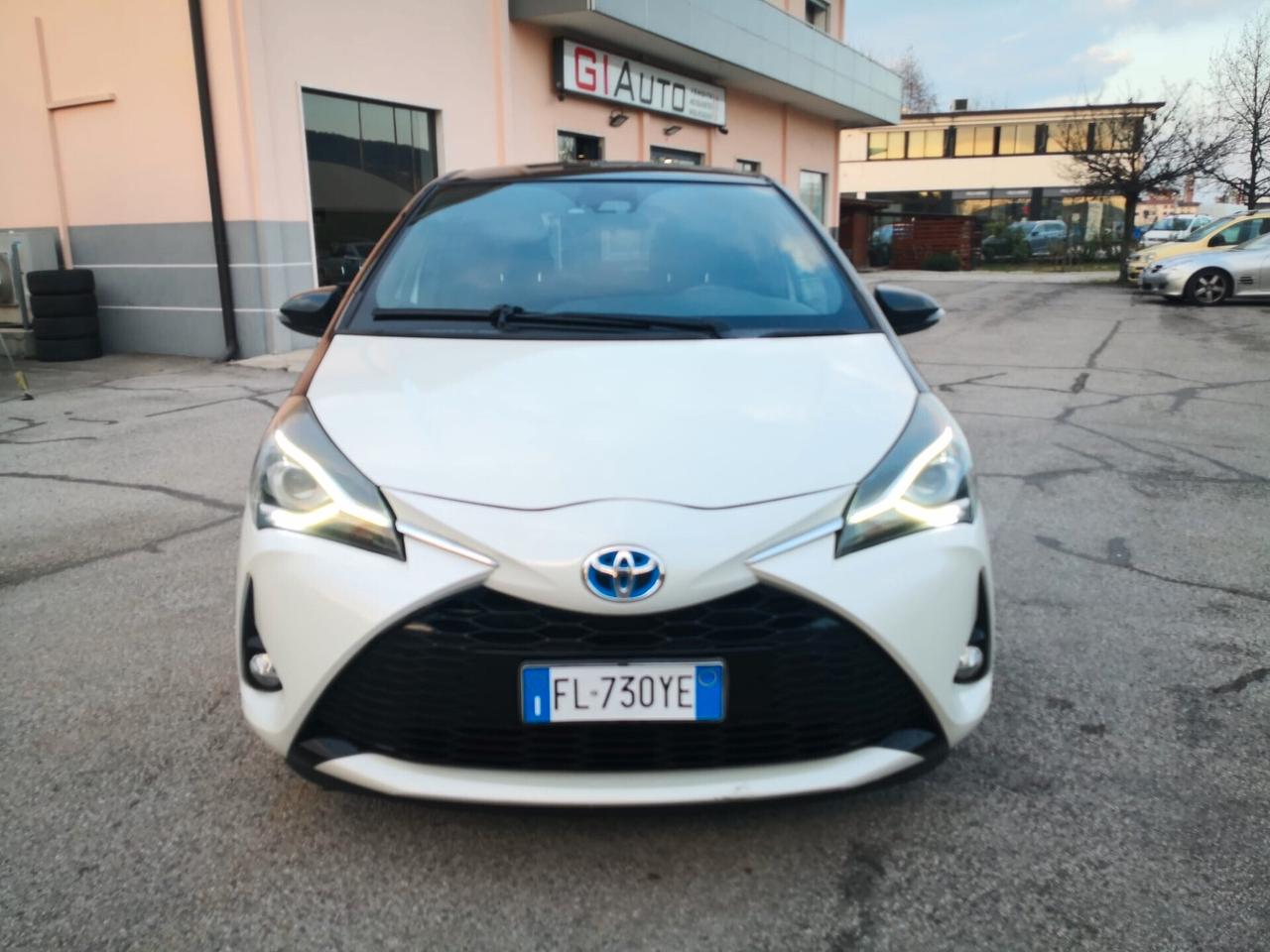 Toyota Yaris 1.5 Hybrid 5 porte Trend "White Edition" Automatic