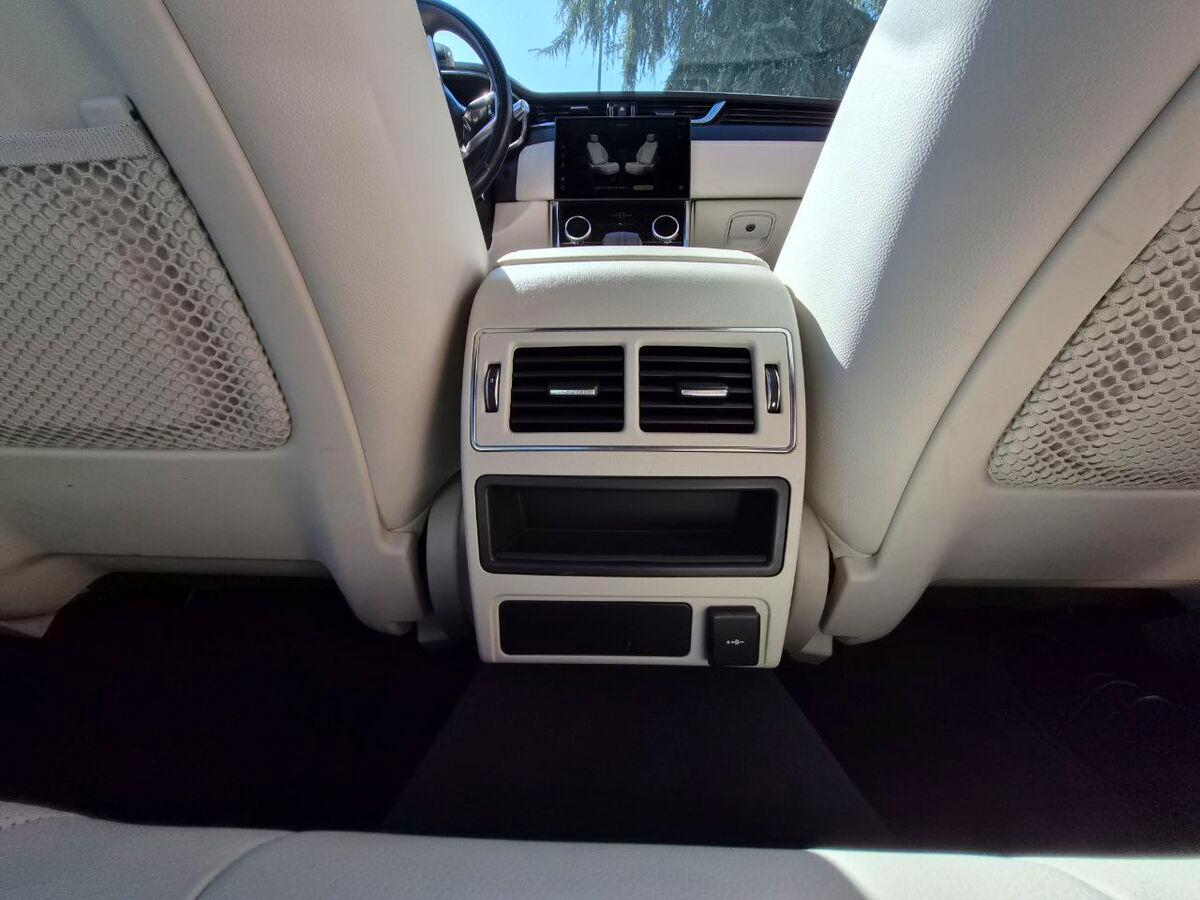 Jaguar XF II Berlina 2021 2.0d i4 mhev R-Dyn.HSE rwd 204cv auto