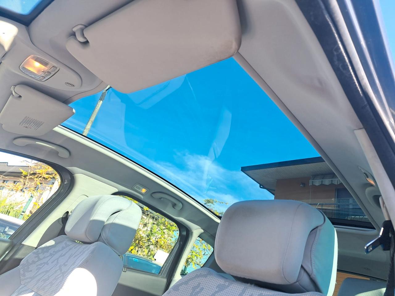 Peugeot 3008 1.6 HDi 112CV Outdoor