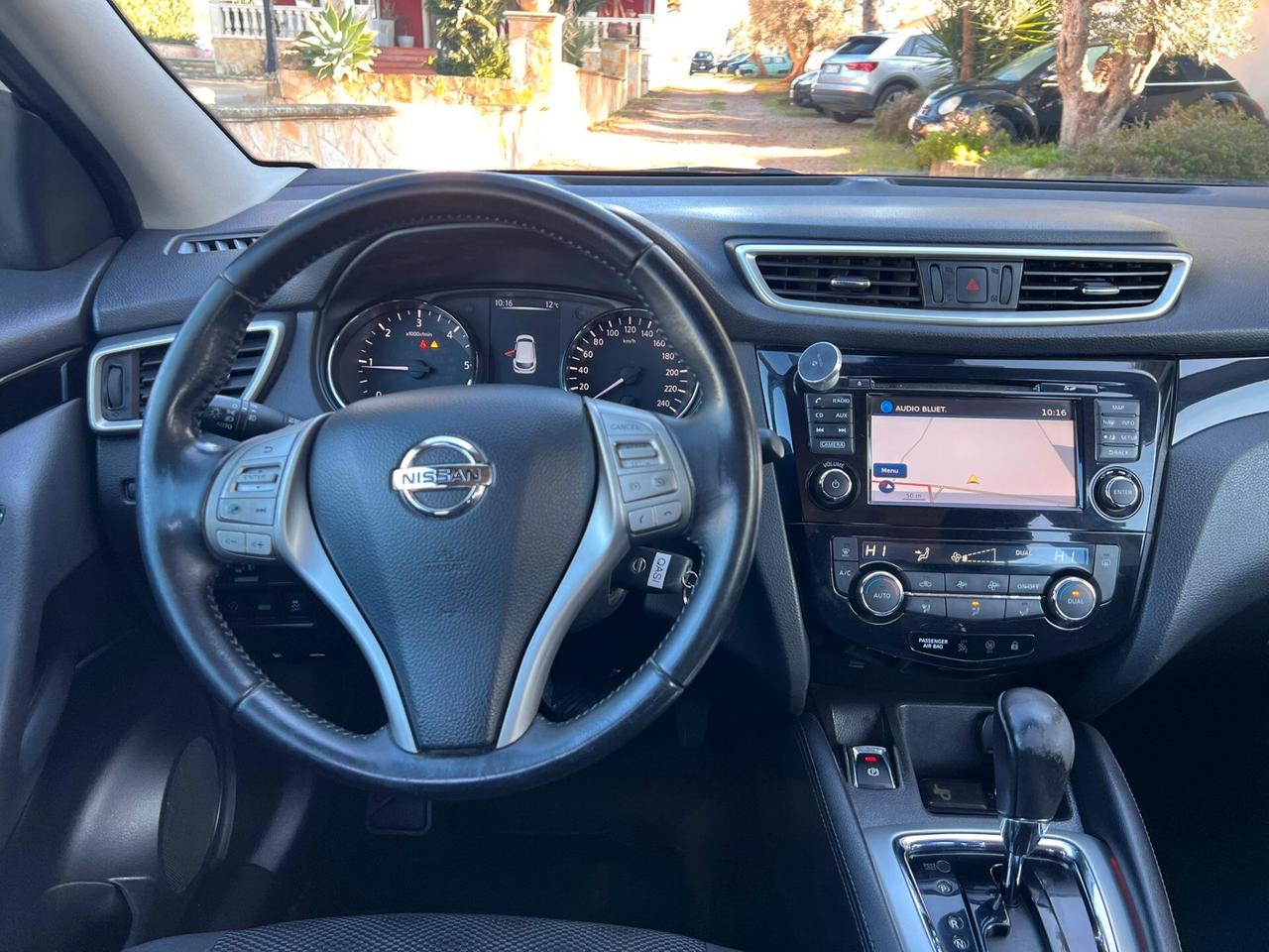 Nissan Qashqai 1.6 dCi X-Tronic 2WD N-CONNECT