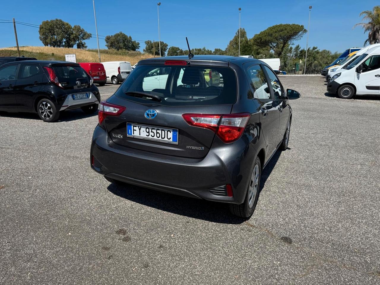 Toyota Yaris 1.5 Hybrid 5 porte Cool PREZZO REALE