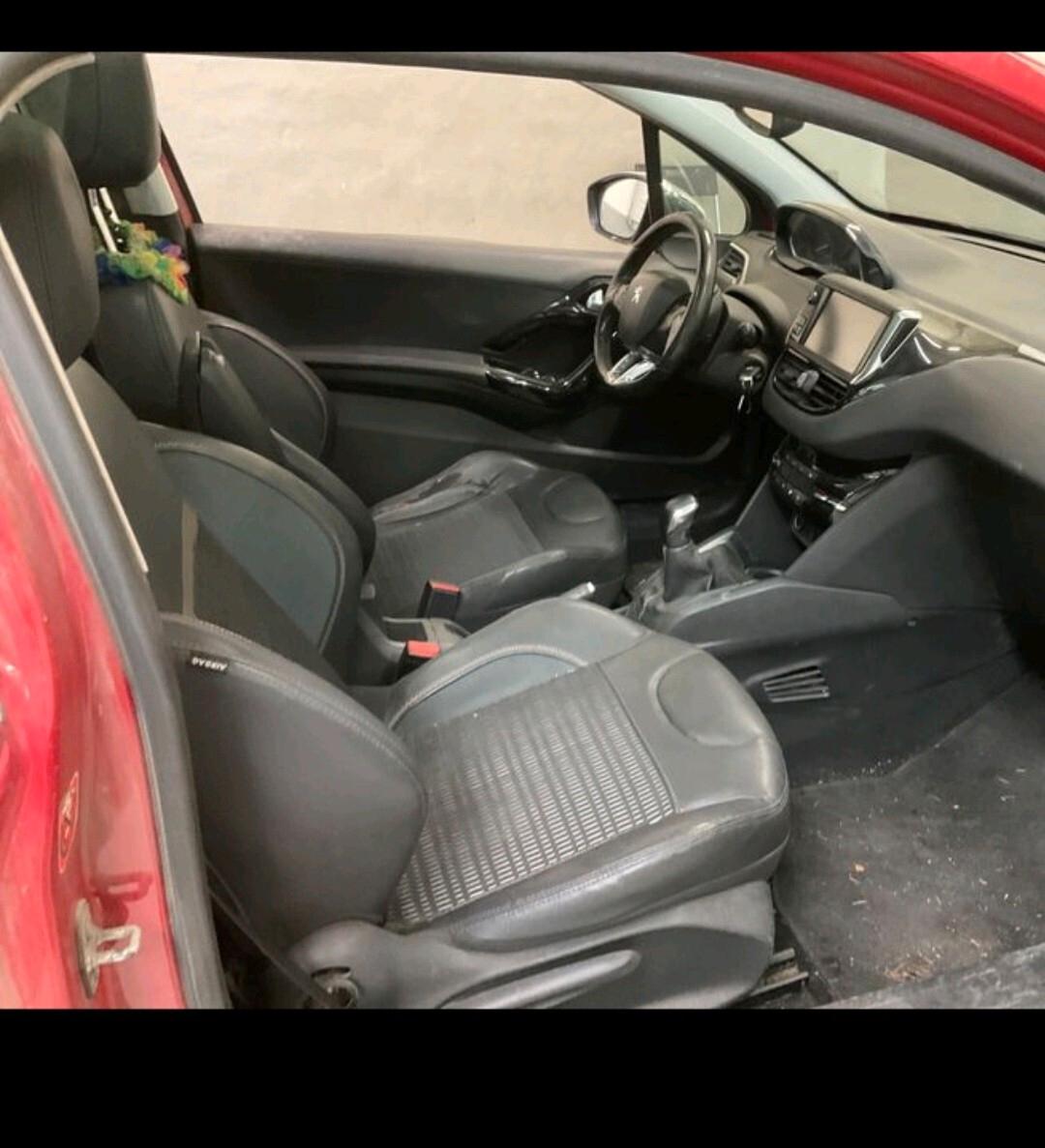Peugeot 208 1.4 HDi 68 CV Sport 2015