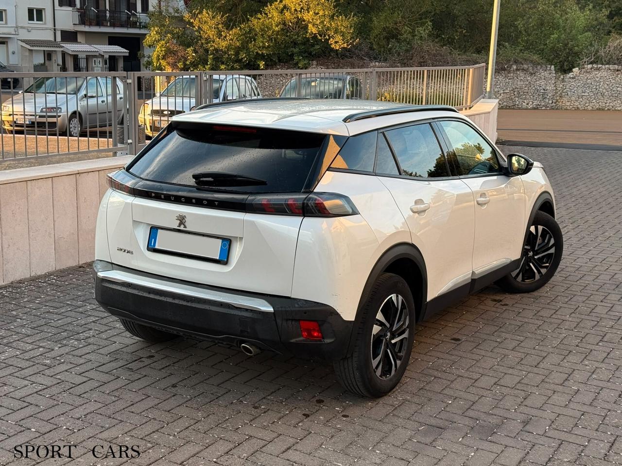 Peugeot 2008 BlueHDi 130 S&S EAT8 Allure