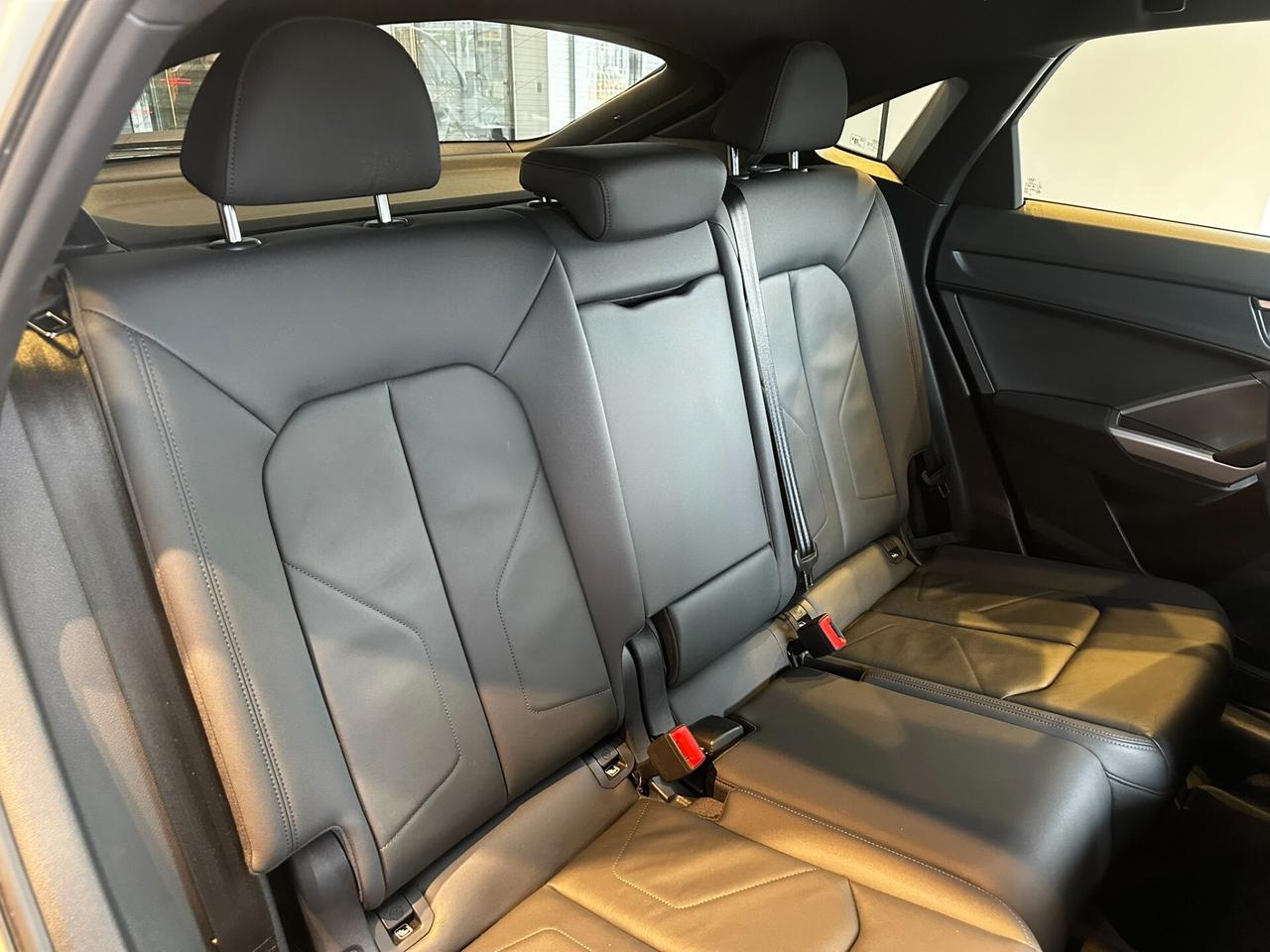 Audi Q3 SPB 35 2.0 tdi 150cv TIPTRONIC 39000KM UNICOPROPRIETARIO