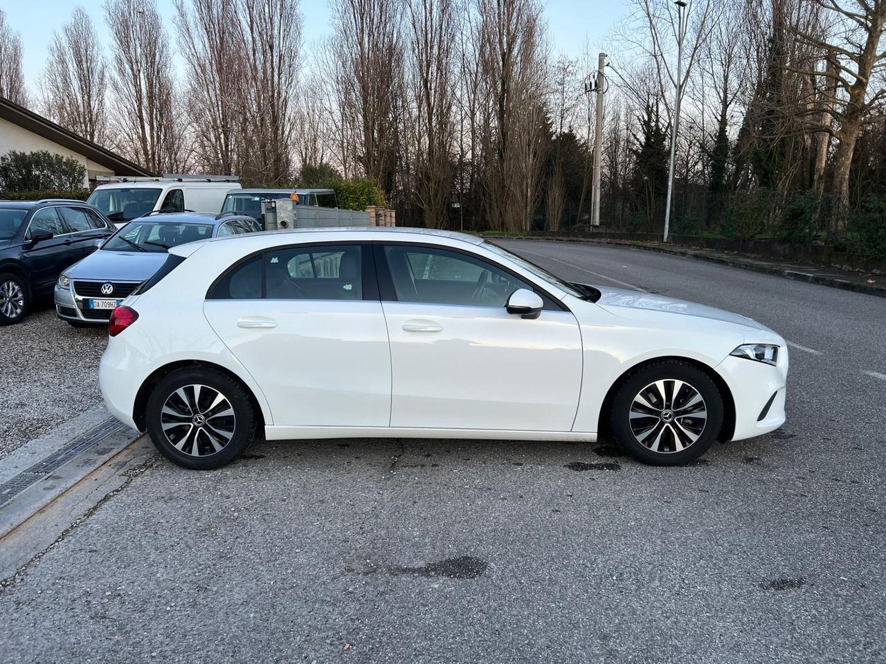 Mercedes-benz A 180 A 180 d Automatic Premium