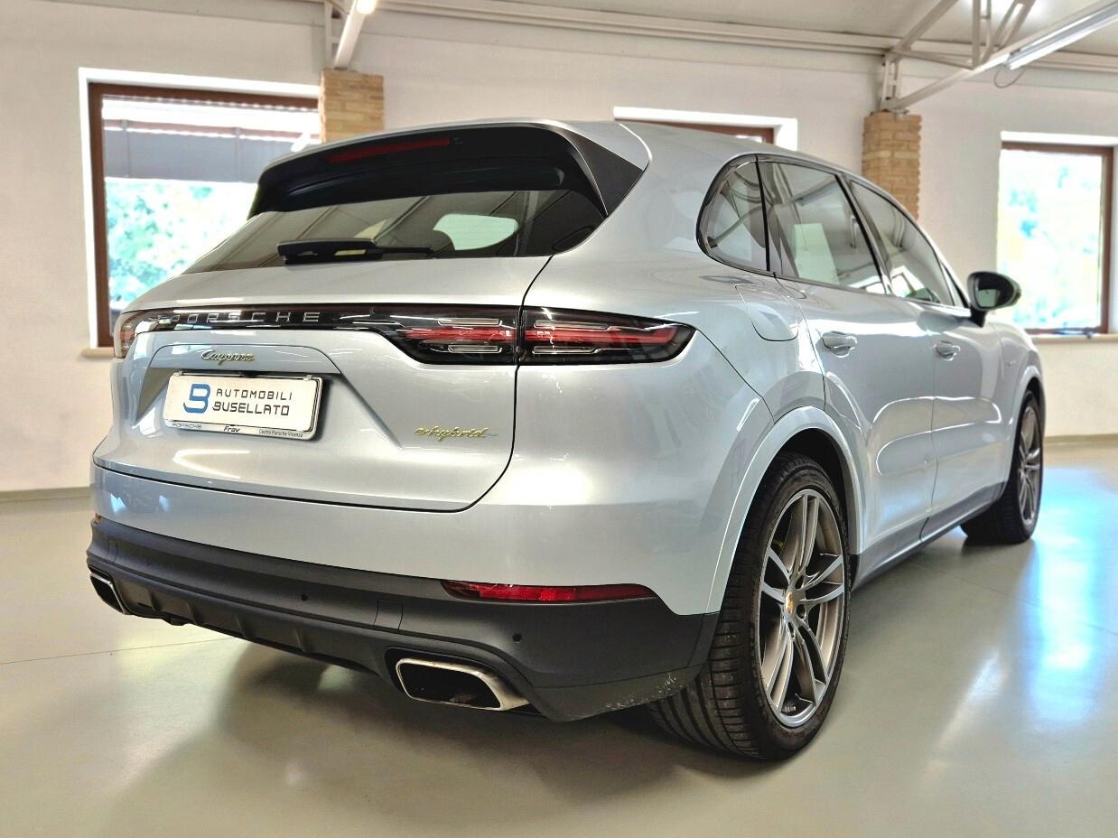 Porsche Cayenne 3.0 V6 E-Hybrid