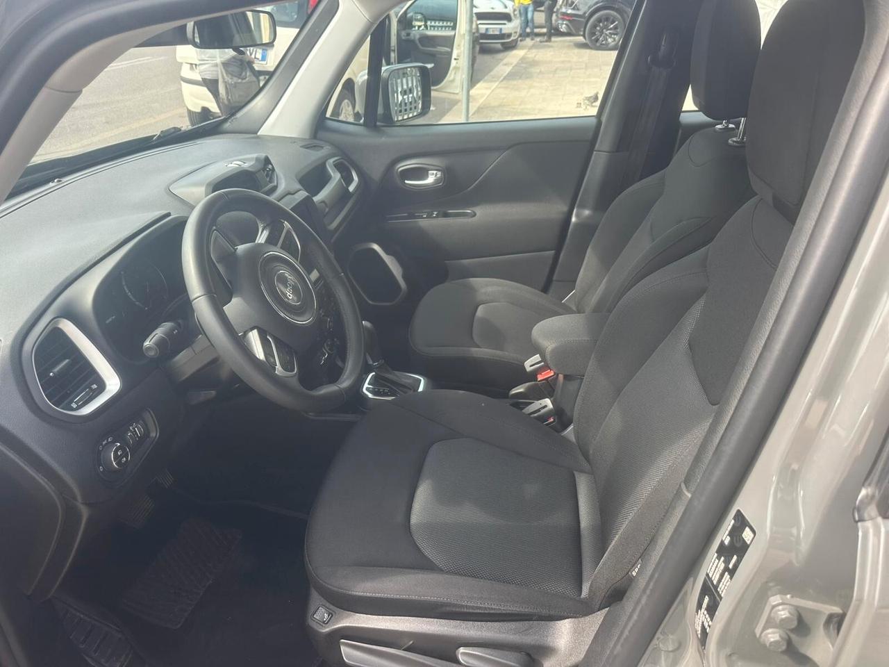 Jeep Renegade 1.6 Mjt DDCT 120 CV Longitude