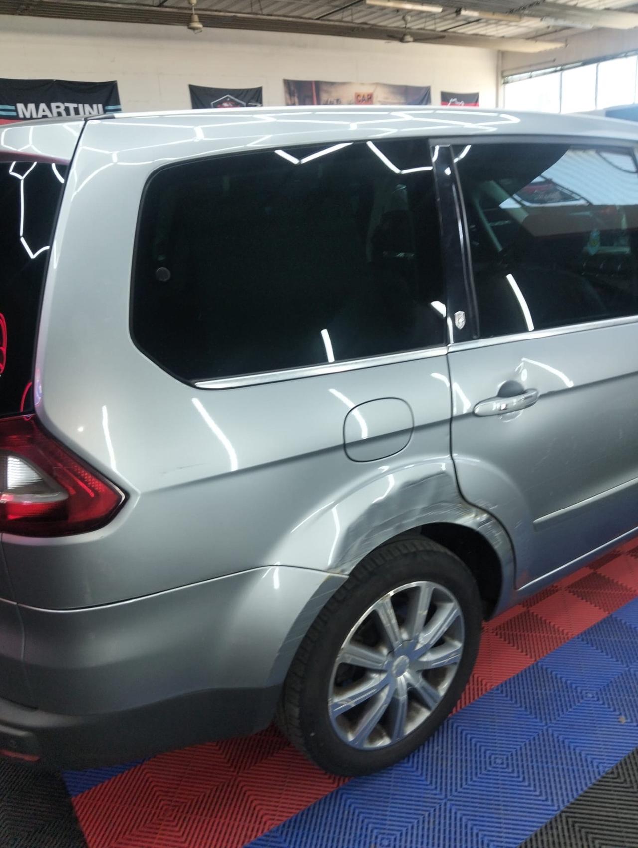 Ford S-Max 2.0 TDCi 140CV Titanium