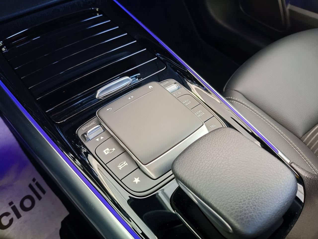 Mercedes-Benz GLA-H247 2020 - GLA 180 d Sport Plus auto