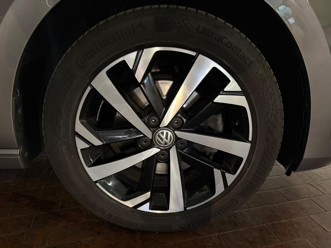 Volkswagen Polo 1.0 TSI DSG 5p. Sport BlueMotion Technology