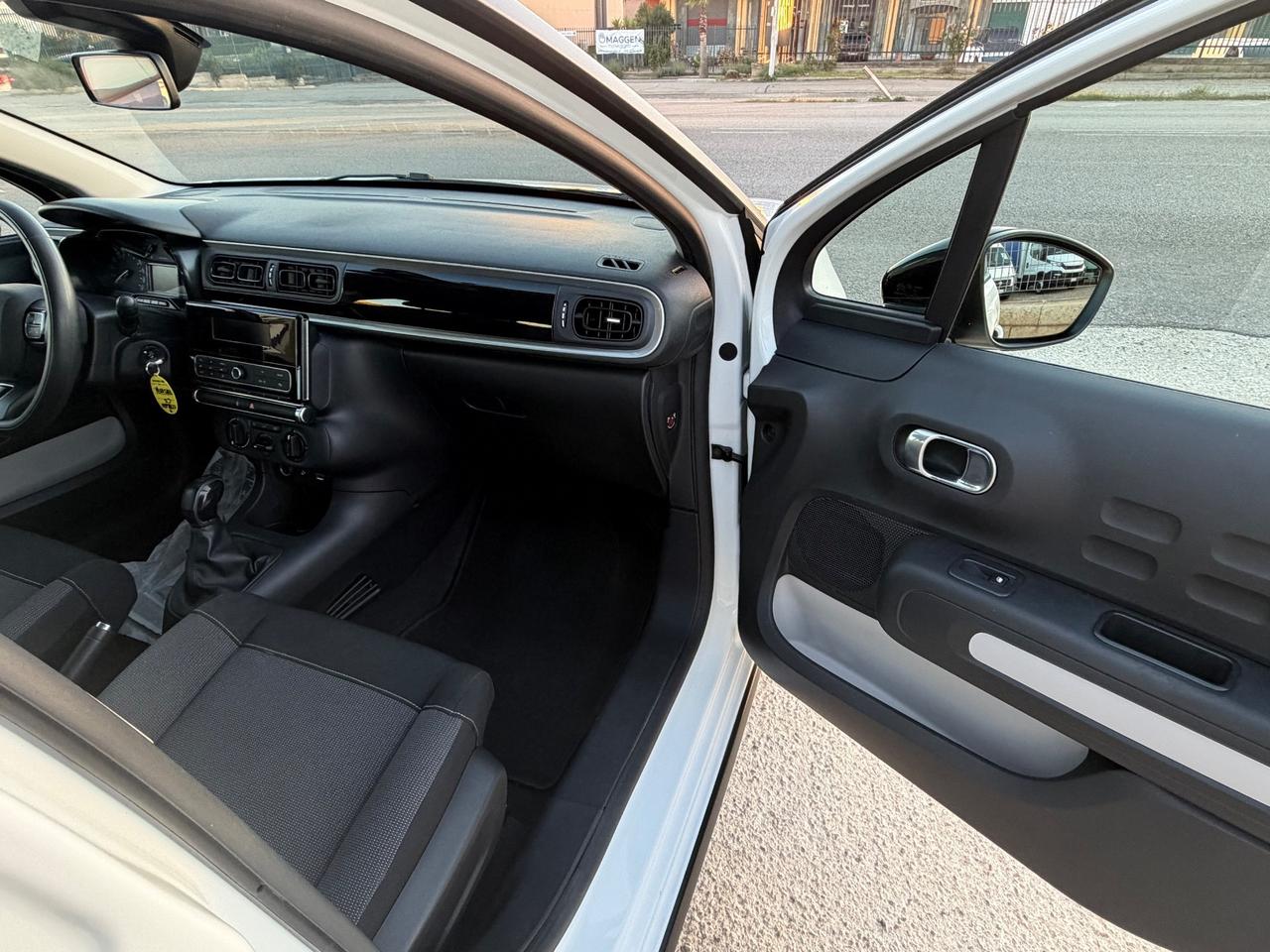 Citroen C3 PureTech 82 GPL Shine