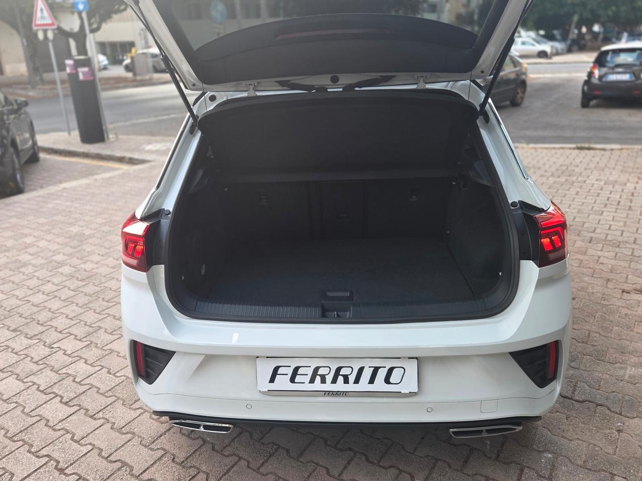 Volkswagen T-Roc 2.0 TDI 116 CV R-Line