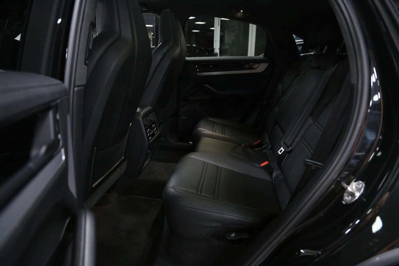 Porsche Cayenne Coupé 4.0 V8 Turbo 740 cv E-Hybrid plug-in auto