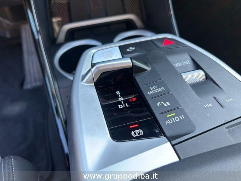 BMW X1 U11 sdrive18d X-Line auto