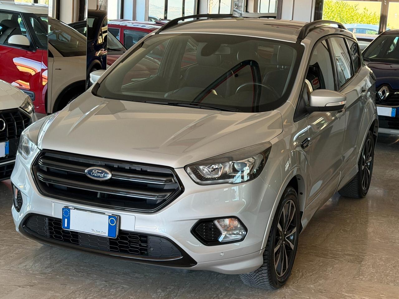 Ford Kuga 2WD 2.0 TDCI 120 cv. ST LINE