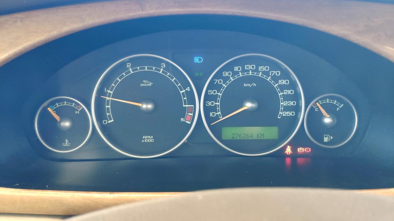 Jaguar X-Type 2.0 Diesel 130 CV