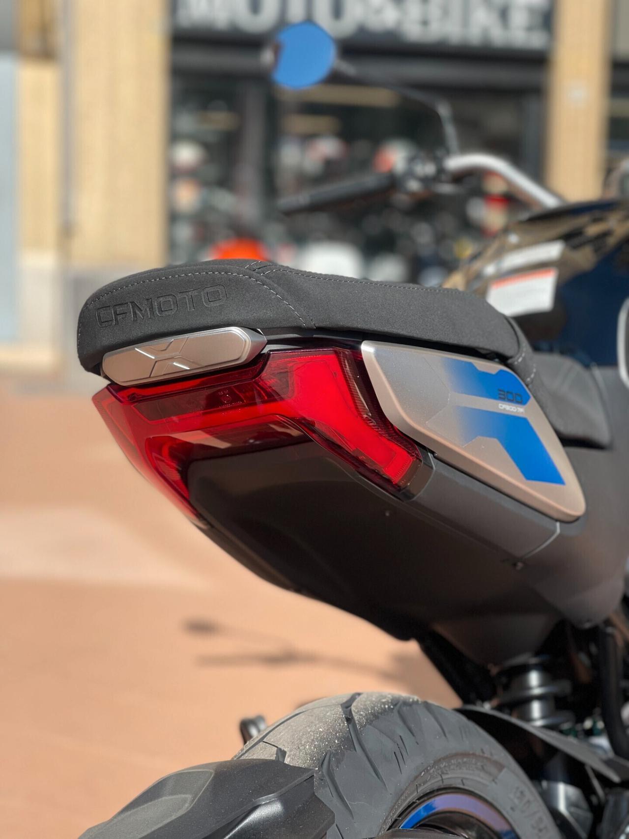 CFMOTO CL-X 300