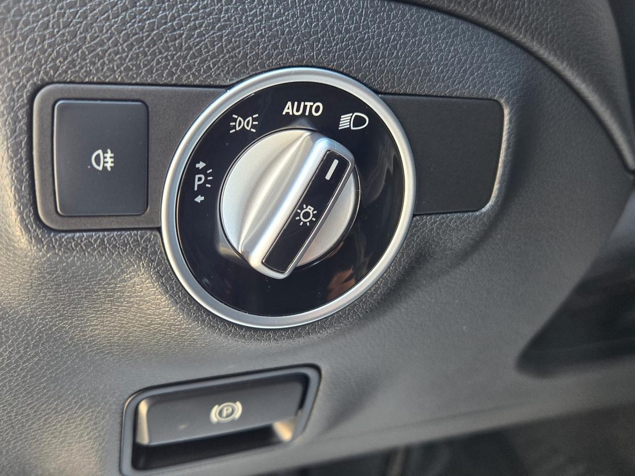 Mercedes-benz CLA 180 d Sport