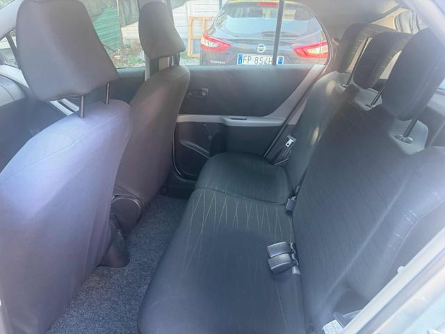 TOYOTA Yaris 108km 1.3 5p Sol senza nessun lavoro da fare