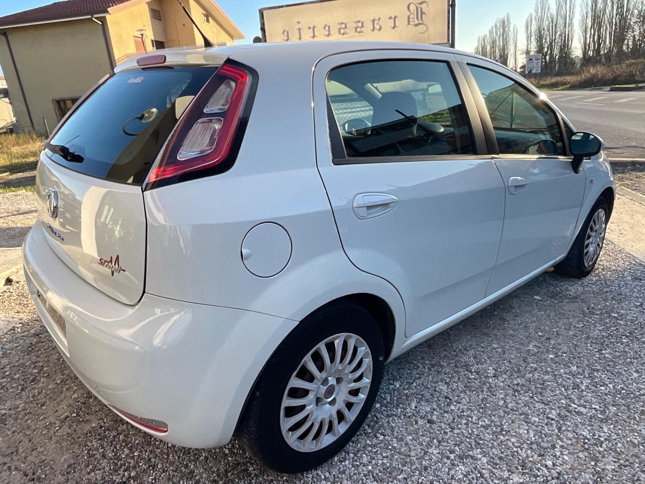Fiat Punto 1.3 MJT II 75 CV 5 porte Street