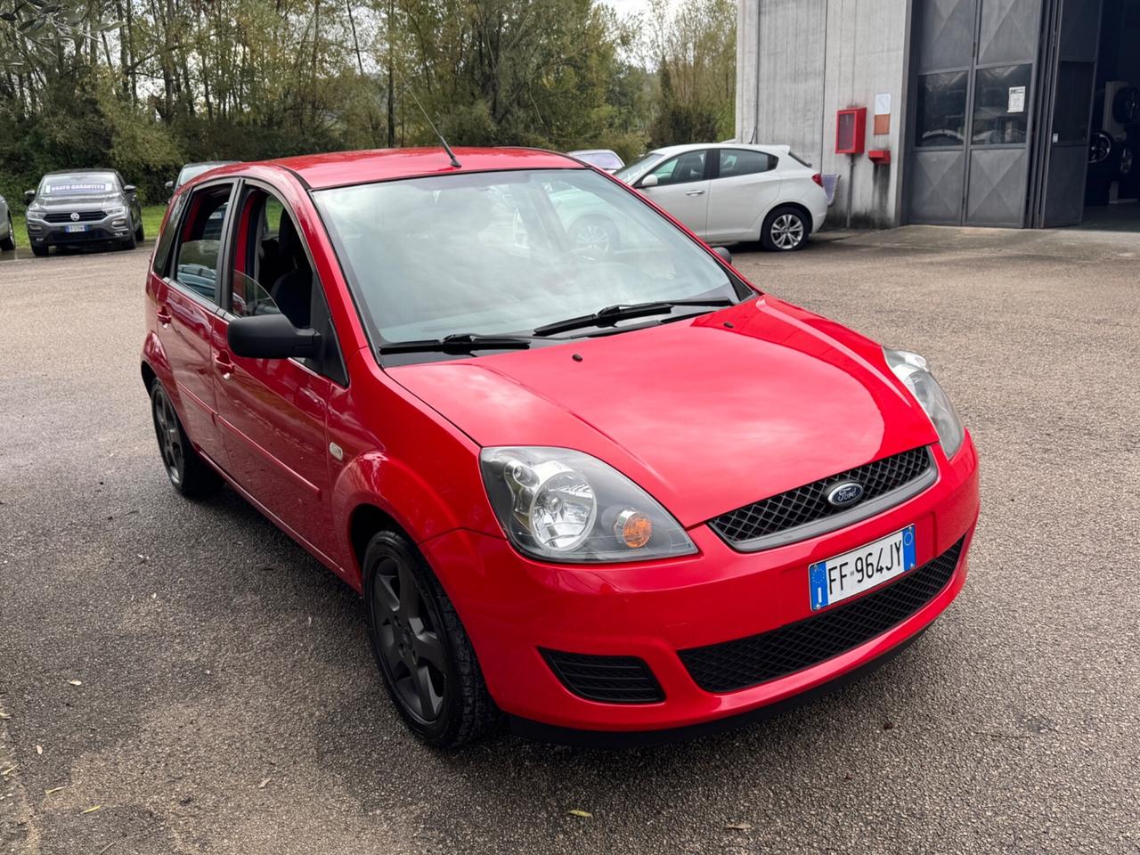 FORD FIESTA 1.4 16V 5p. Titanium