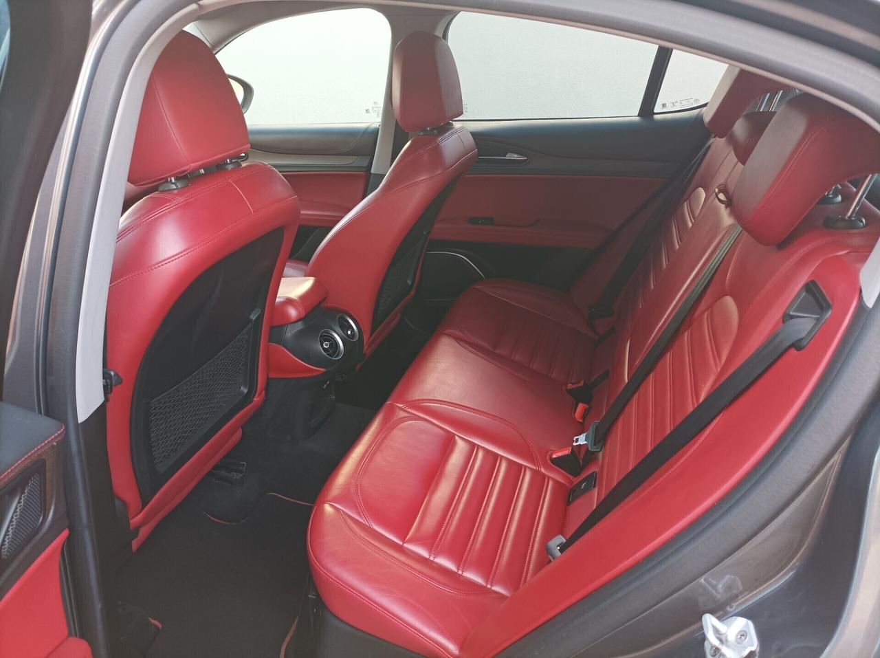 Alfa Romeo Stelvio 2.2 Turbodiesel 190 CV AT8 RWD Business