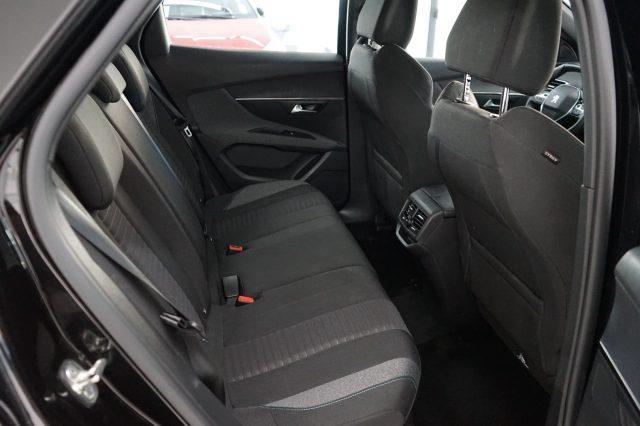 PEUGEOT 3008 PureTech Turbo 130 S&S Active Pack