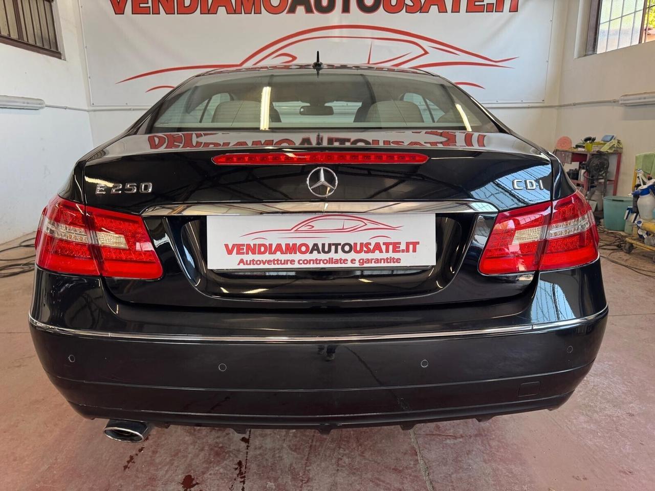Mercedes-benz E 250 CDI Coupé BlueEFFICIENCY Avantgarde