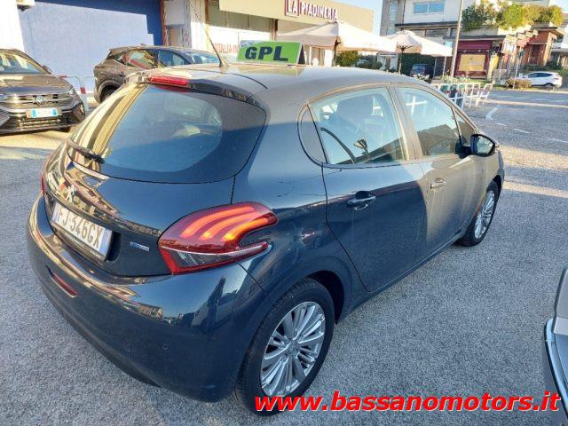 PEUGEOT 208 PureTech 82 5p. GPL Active NEOPATENTATI