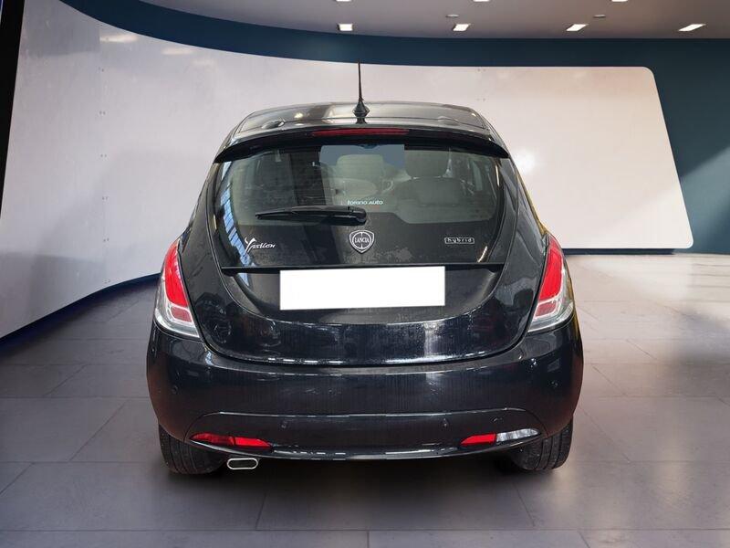 Lancia Ypsilon III 2021 1.0 firefly hybrid Gold s&s 70cv