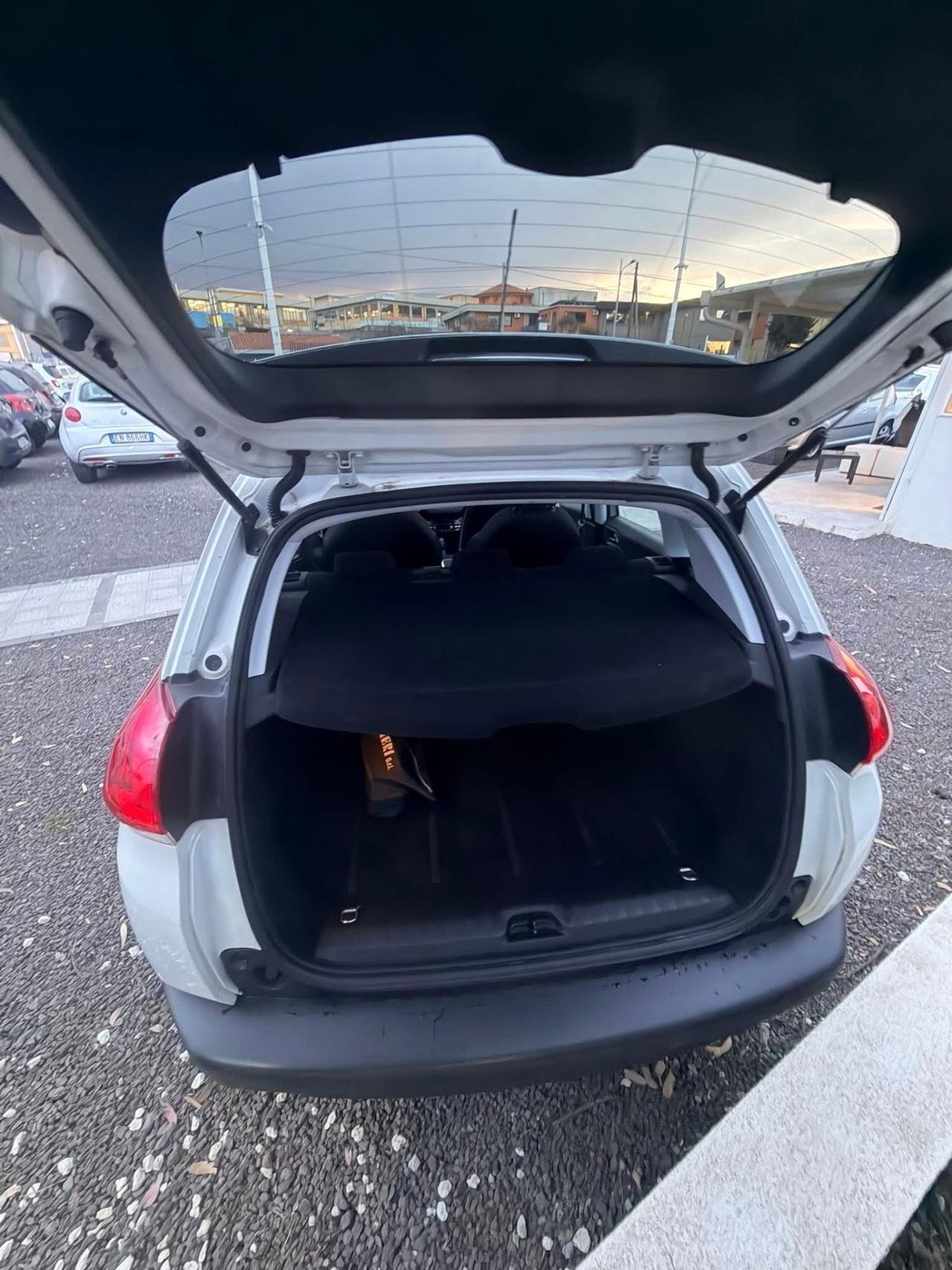 Peugeot 2008 1.6 e-HDi 92 CV Stop&Start Active