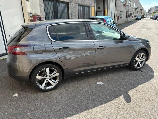 Peugeot 308 BlueHDi 130 S&S Allure